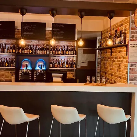 Kyriad Gare - Grand Palais Lille