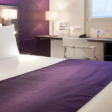 Hotel Kyriad Gare - Grand Palais 3*