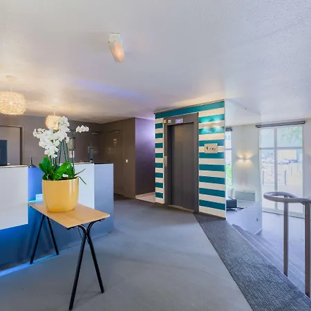 Szálloda Kyriad Gare - Grand Palais