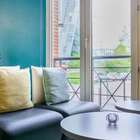 Kyriad Gare - Grand Palais 3*