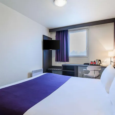 Kyriad Gare - Grand Palais