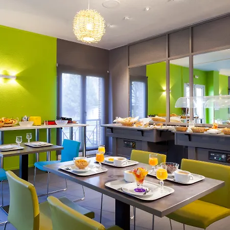 Kyriad Gare - Grand Palais 3* Lille