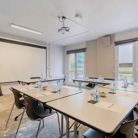 Szálloda Kyriad Gare - Grand Palais Lille