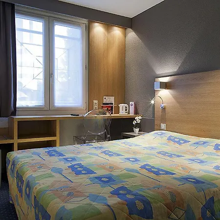 Kyriad Gare - Grand Palais Hotel 3*