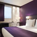 Kyriad Gare - Grand Palais 酒店 3*