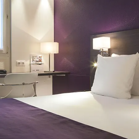 Kyriad Gare - Grand Palais