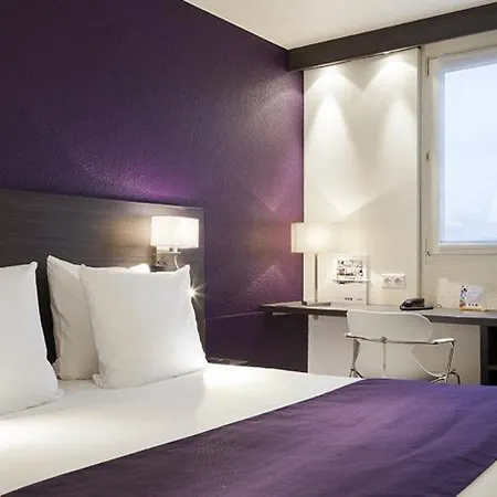Hotell Kyriad Gare - Grand Palais