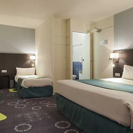 Hotel Kyriad Gare - Grand Palais Lila