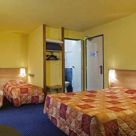 Hotell Kyriad Gare - Grand Palais