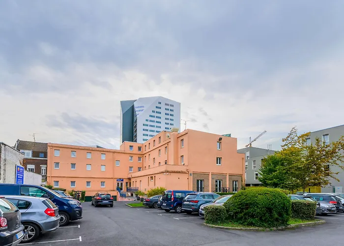 Kyriad Gare - Grand Palais ホテル