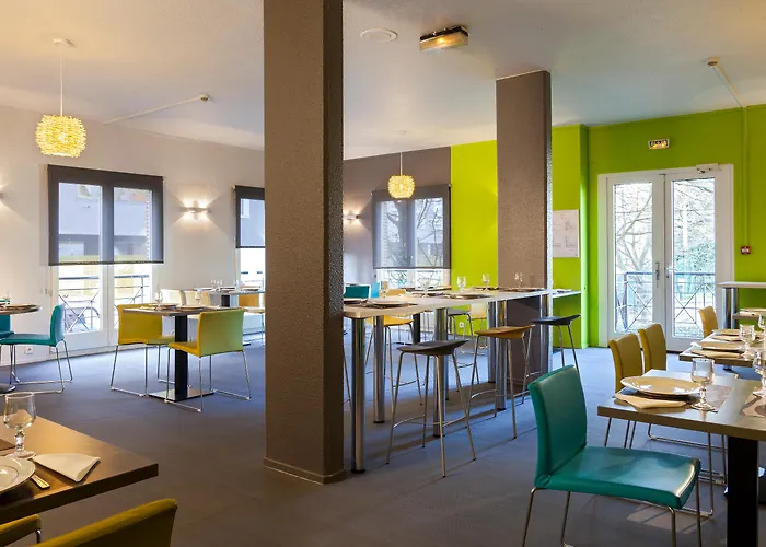 Kyriad Gare - Grand Palais Hotel Lille