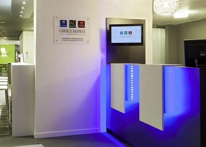 Kyriad Gare - Grand Palais