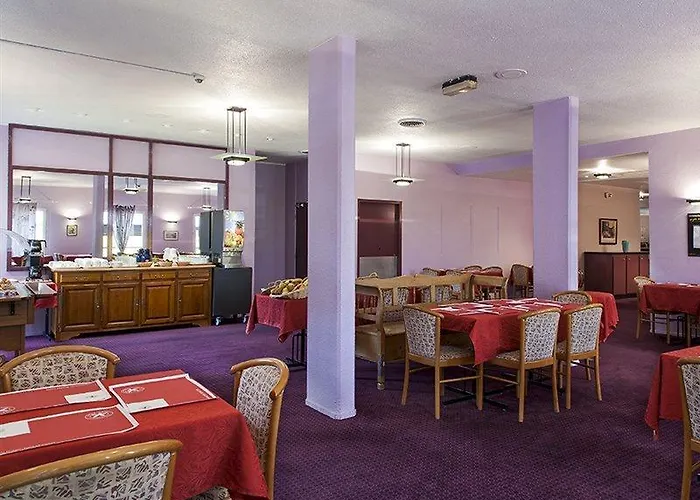 ホテル Kyriad Gare - Grand Palais