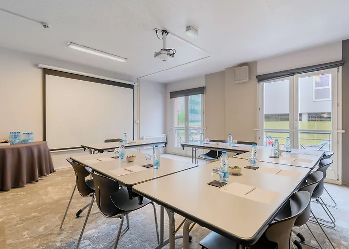 Ξενοδοχείο Kyriad Gare - Grand Palais Λιλ